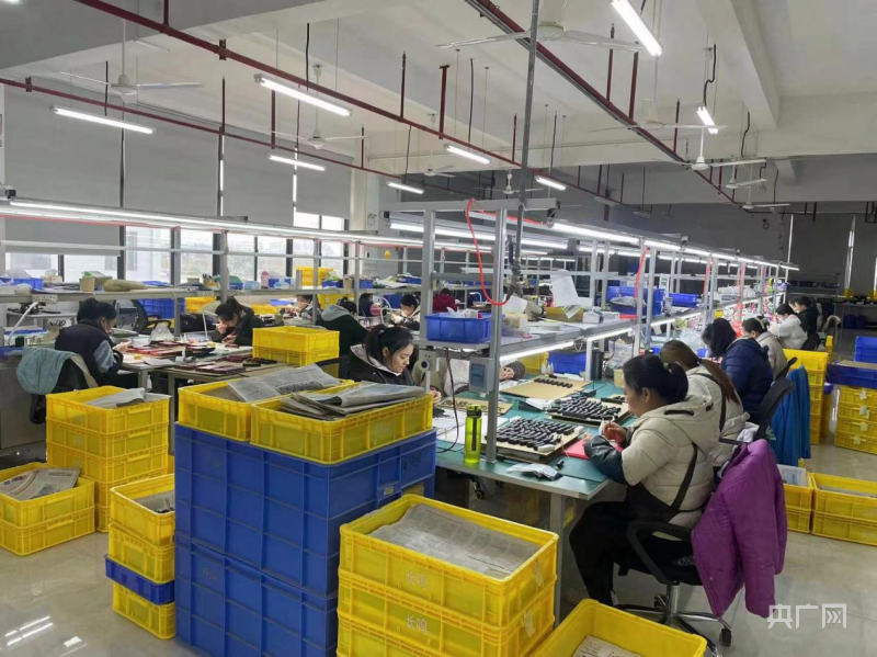 廣西柳州 “工業(yè)小火車”文創(chuàng)模型，驅(qū)動文旅新商機(jī)
